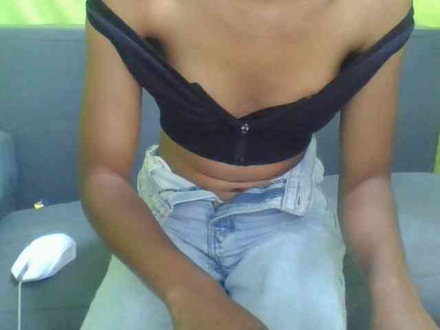 HotgirlURIEL