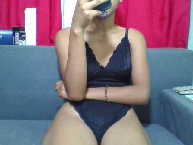 HotgirlURIEL