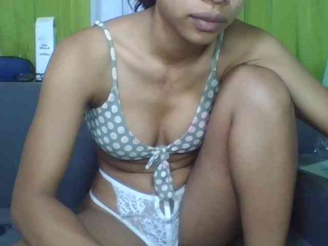 HotgirlURIEL