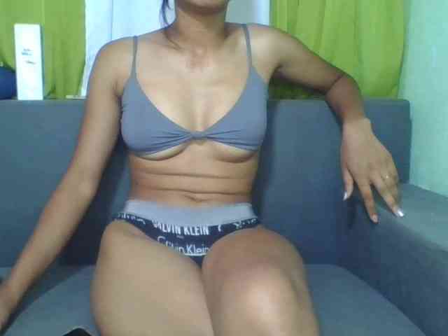 HotgirlURIEL