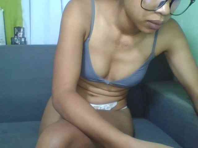 HotgirlURIEL