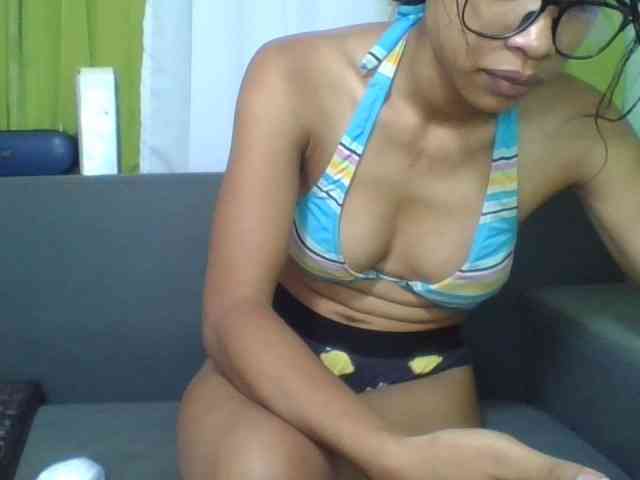 HotgirlURIEL