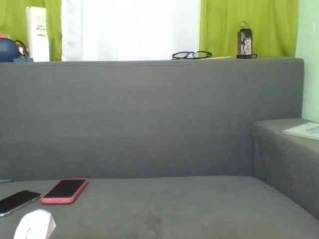 HotgirlURIEL webcam