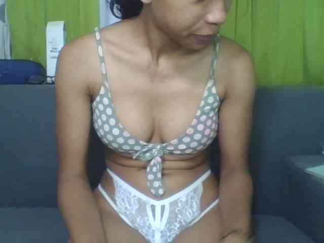HotgirlURIEL