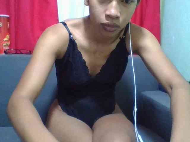 HotgirlURIEL webcam