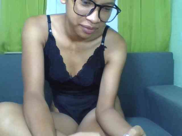 HotgirlURIEL