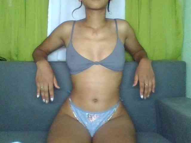 HotgirlURIEL