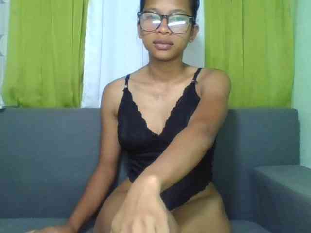 HotgirlURIEL