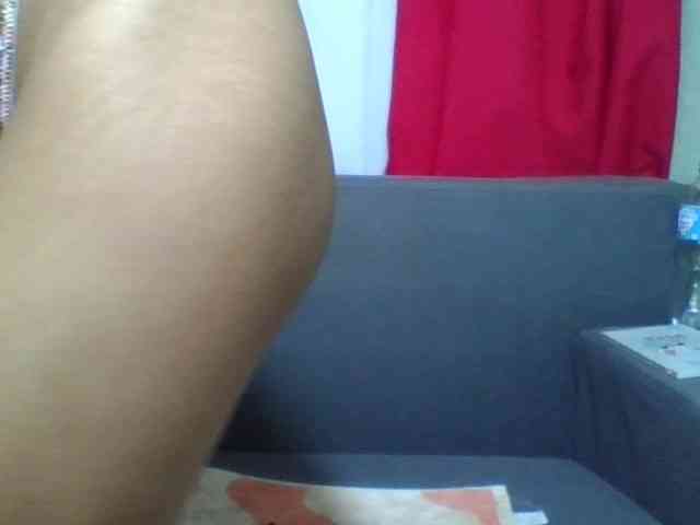 HotgirlURIEL webcam