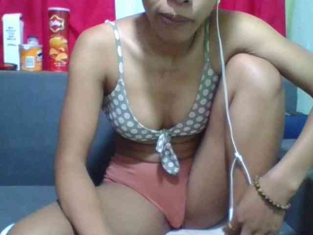 HotgirlURIEL