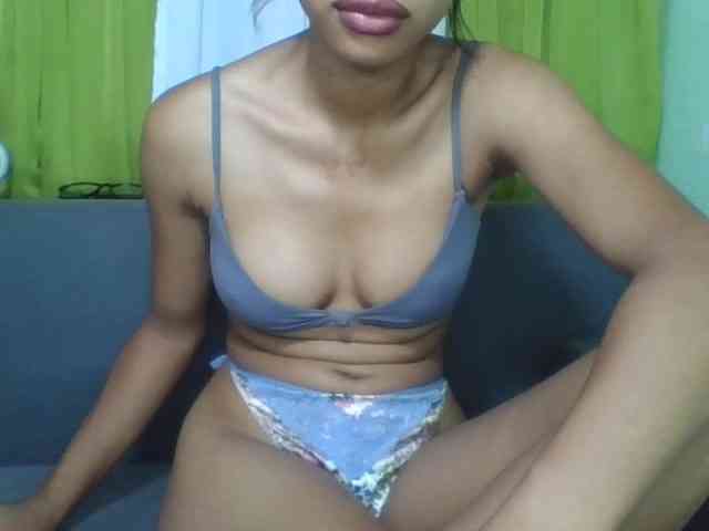 HotgirlURIEL