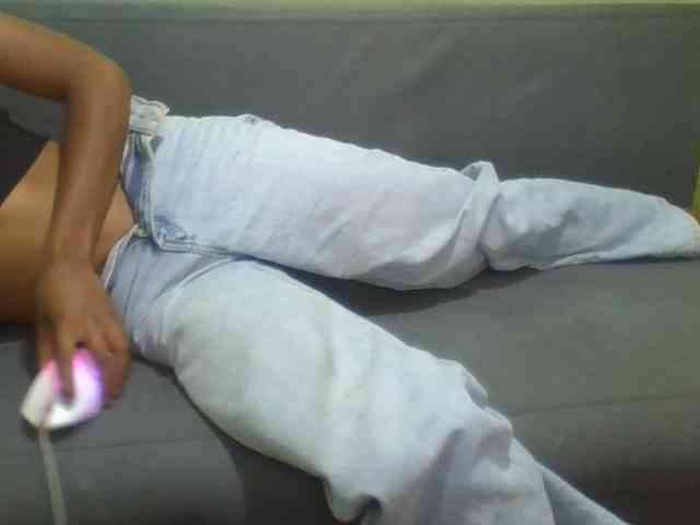 HotgirlURIEL webcam