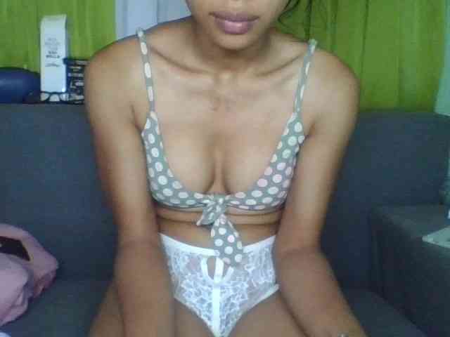 HotgirlURIEL