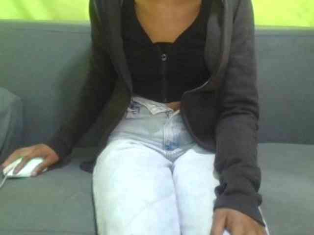NADIAH's webcam live show