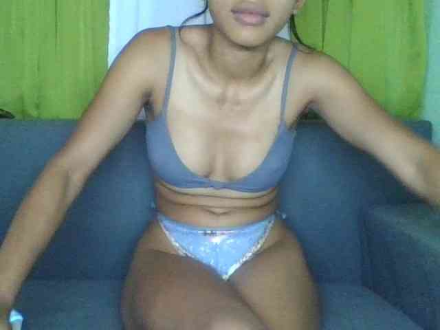 HotgirlURIEL