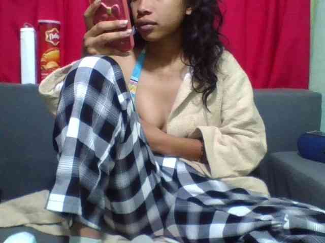 HotgirlURIEL
