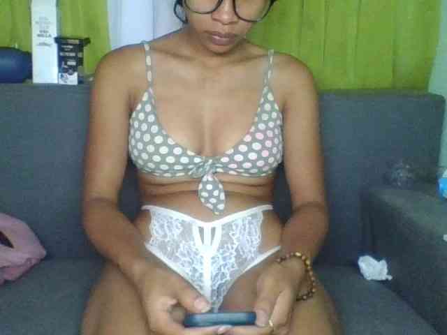 HotgirlURIEL