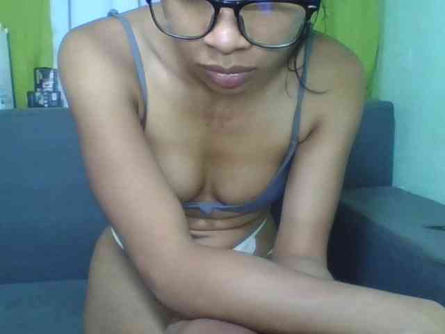 HotgirlURIEL
