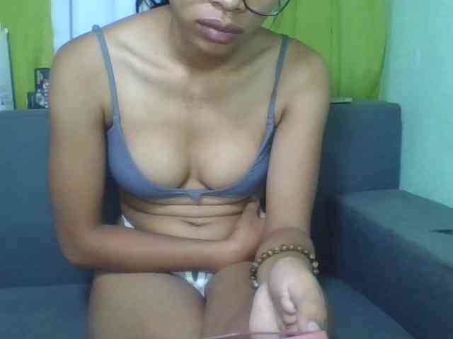 HotgirlURIEL