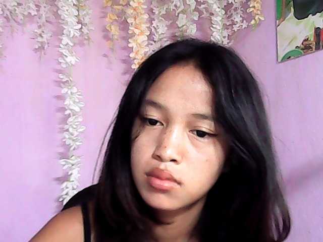 Laura1881 live cam on BongaCams