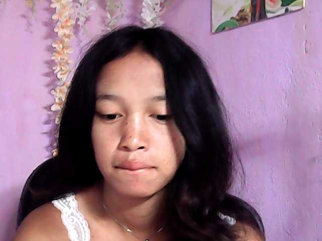 Laura1881 live cam on BongaCams