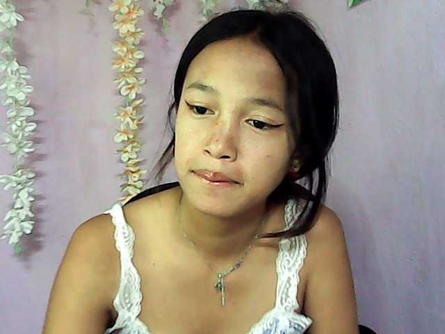 Laura1881 live cam on BongaCams