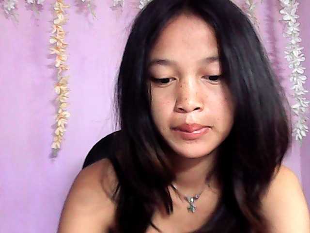 Laura1881 live cam on BongaCams