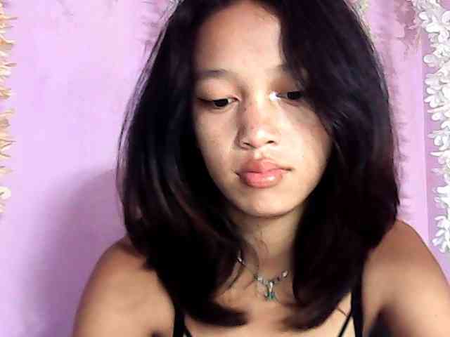 Laura1881 webcam