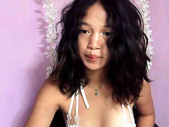 Laura1881 webcam