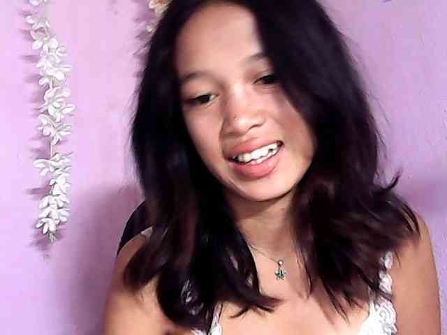 Laura-Carenne webcam