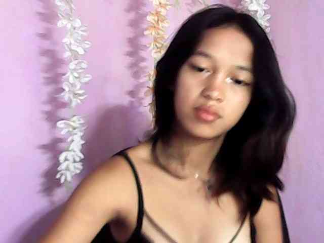 Laura1881 webcam