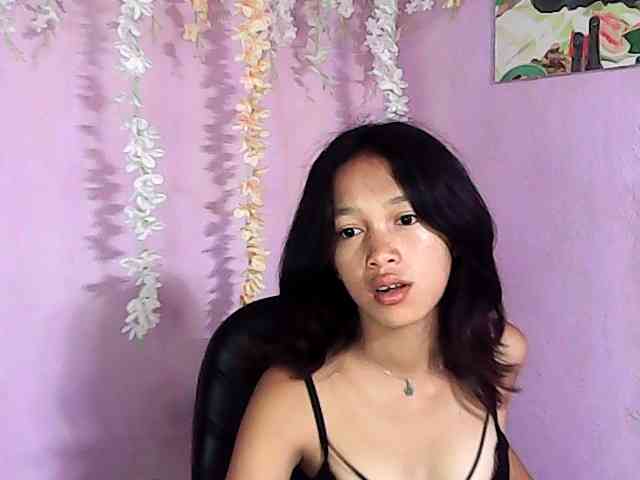 Laura1881 webcam