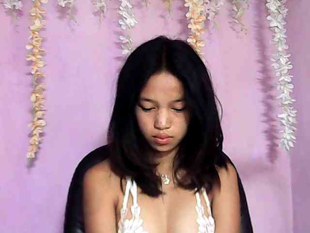Laura-Carenne webcam