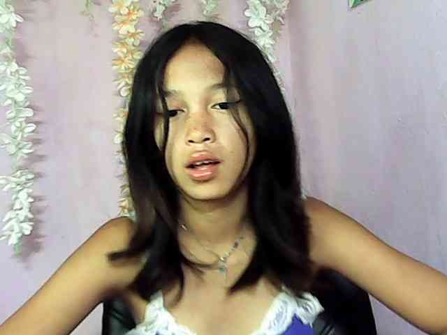 Laura-Carenne webcam