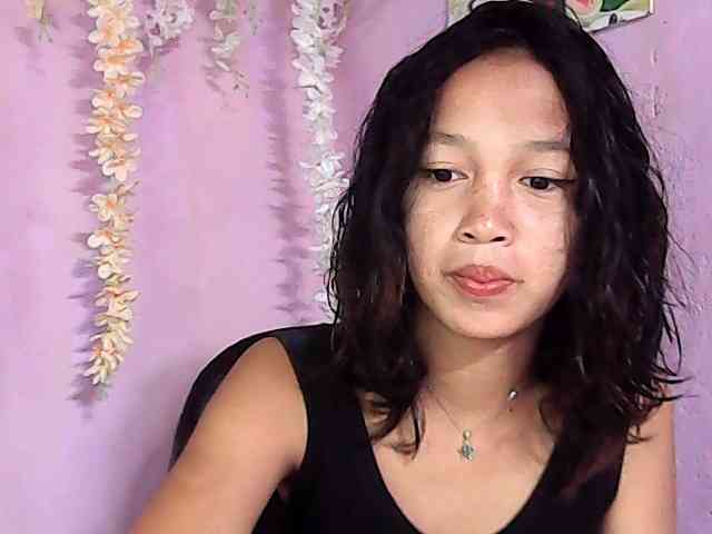 Laura1881 webcam