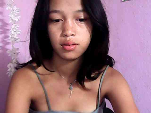 Laura1881 webcam