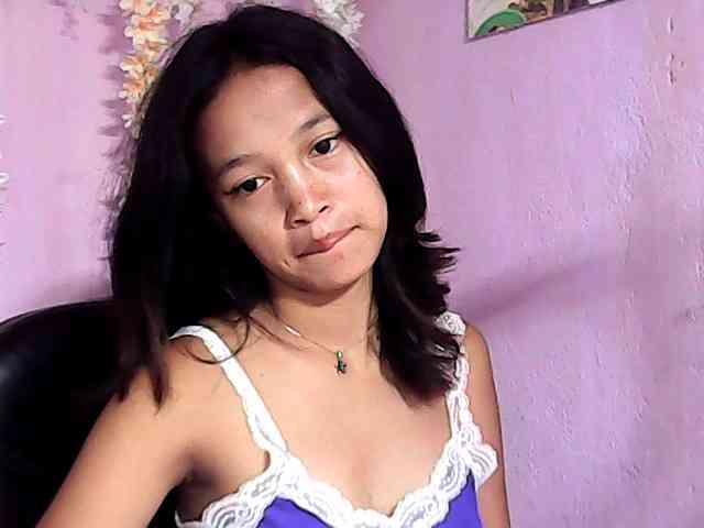 Laura-Carenne webcam