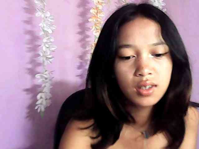 Laura1881 webcam