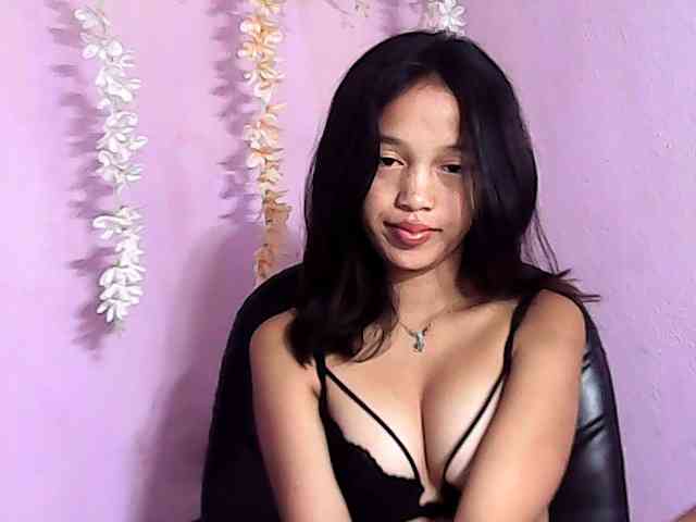 Laura-Carenne webcam