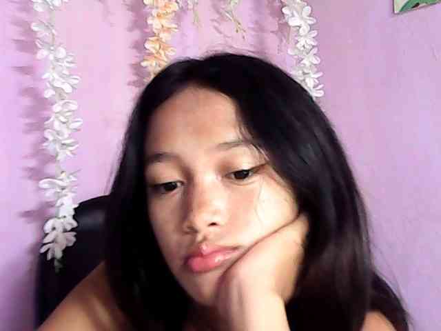 Laura1881 webcam