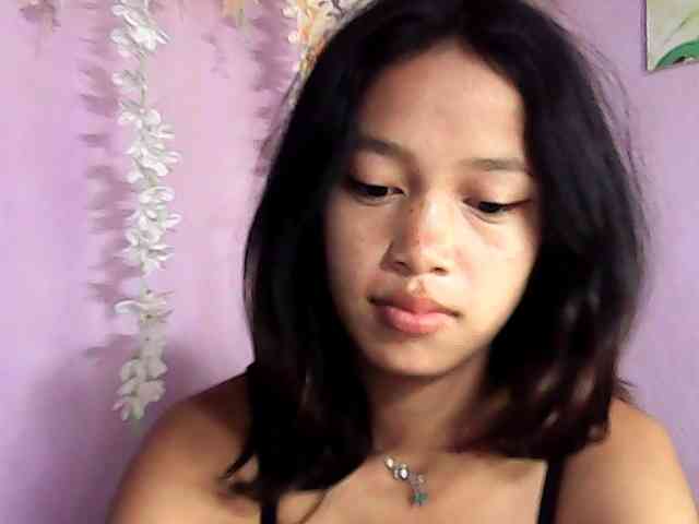 Laura1881 webcam