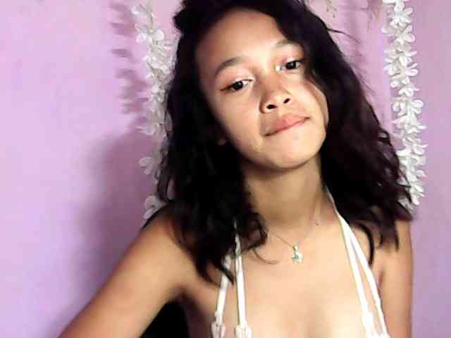 Laura1881 webcam