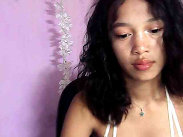 Laura1881 webcam