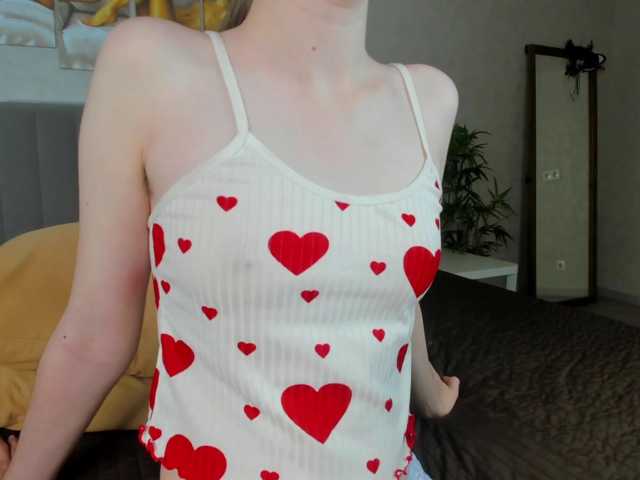 Camilla-Kelly live cam on BongaCams