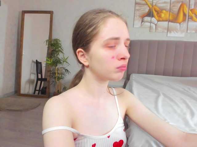  Camilla-Kelly chat room