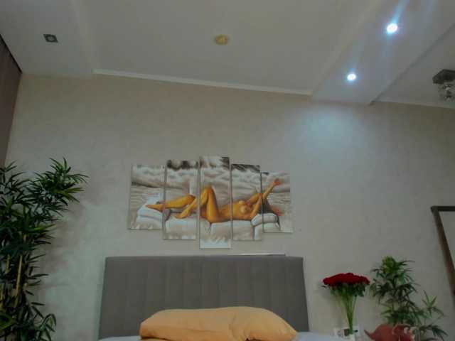Camilla-Kelly live cam on BongaCams
