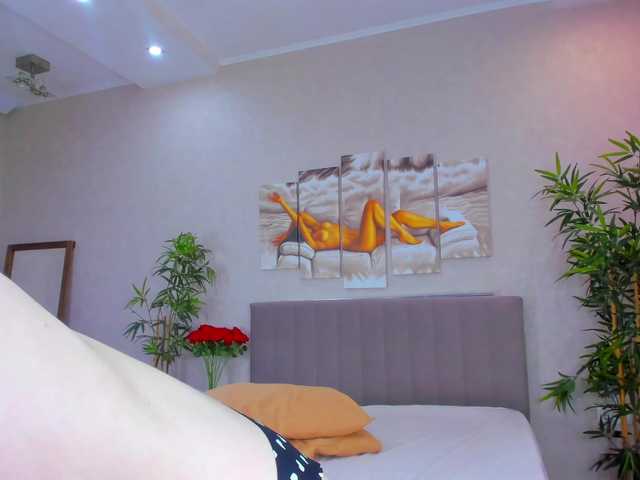 Camilla-Kelly live cam on BongaCams
