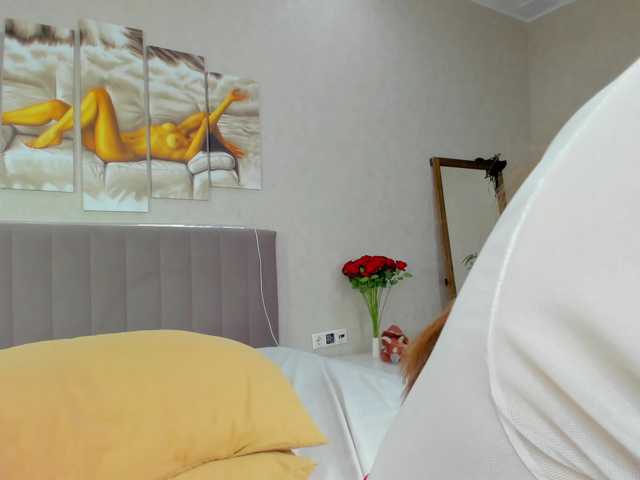 Camilla-Kelly live cam on BongaCams