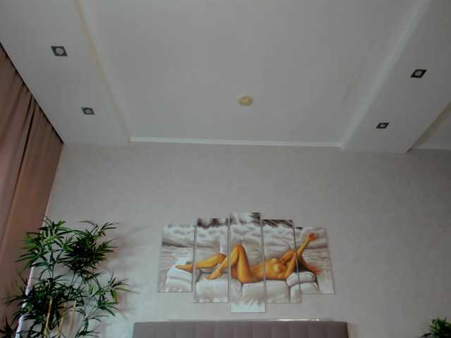 Camilla-Kelly live cam on BongaCams