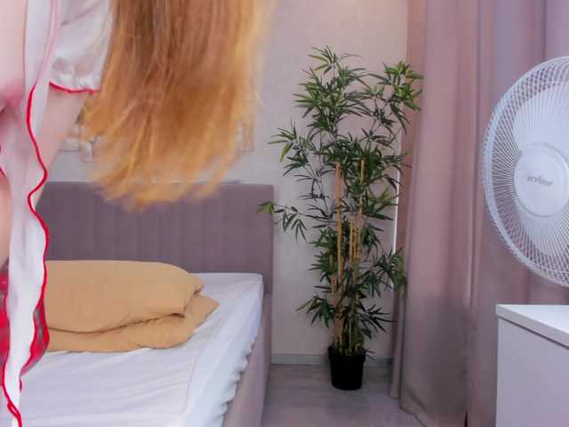 Camilla-Kelly live cam on BongaCams